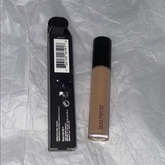 Laura Mercier Ultra-Longwear Concealer - Creamy Beige - Picture 2 of 4